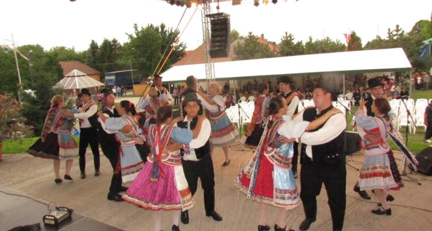 IX.Nemzetközi Pünkösdi Népzenei Fesztivál